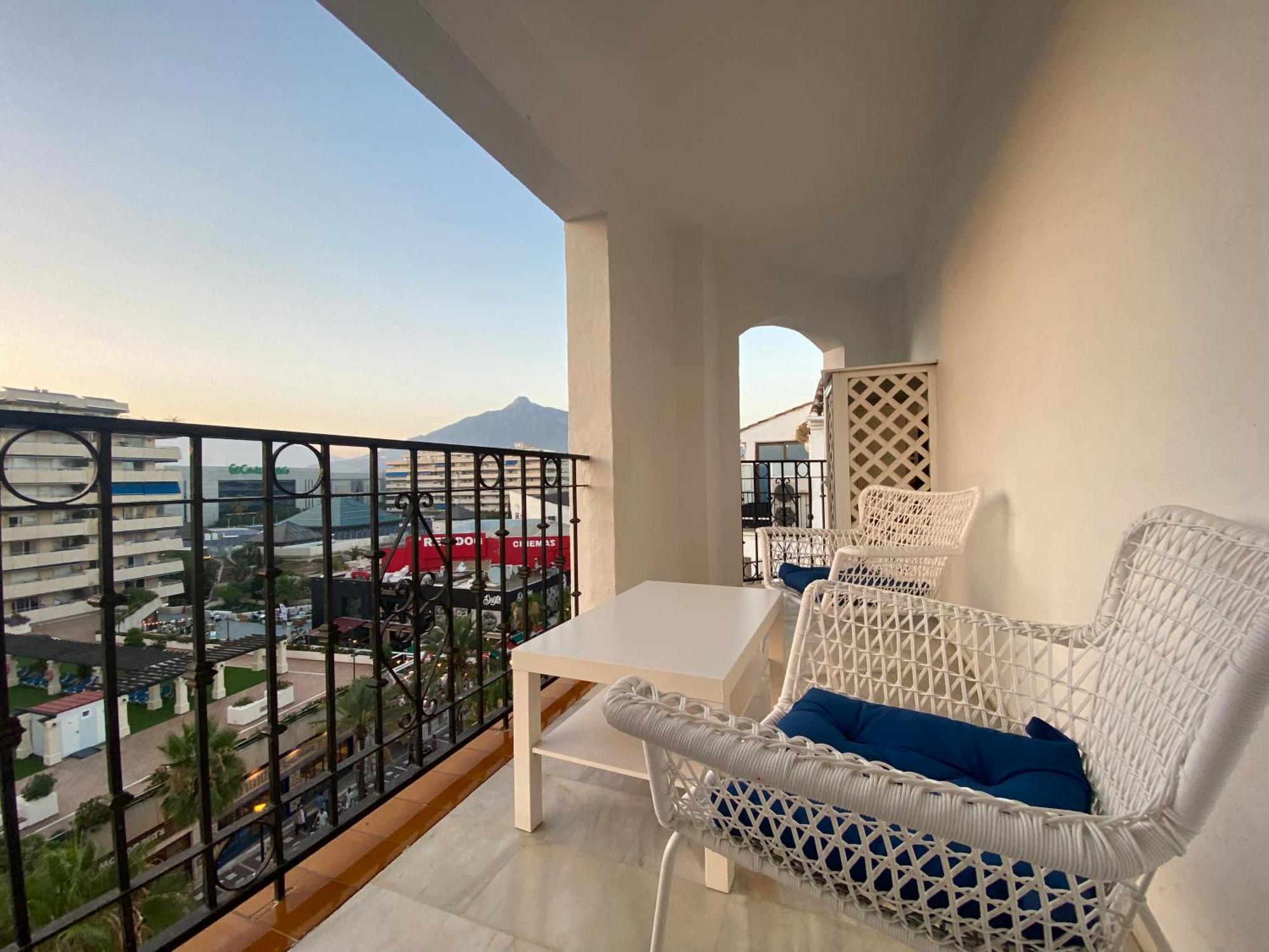 Apartament & Puerto Banus Penthouse *